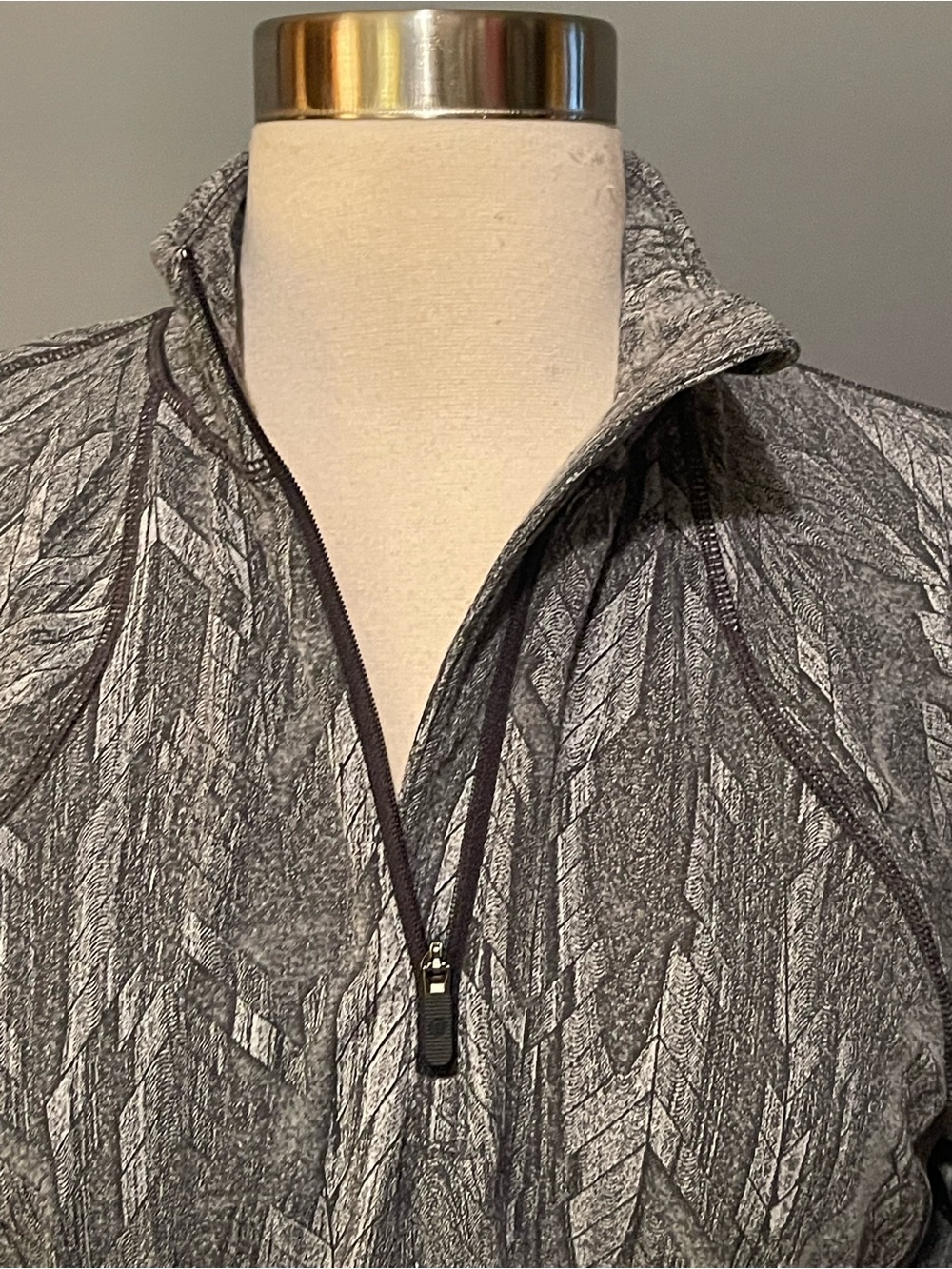 Lululemon Its Rulu Run Cropped Half Zip Reverberate Chevron Jacquard Graphite 10 - Picture 6 of 14